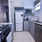 Enjoy Cape Town At Our Green Point Apartment