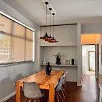 Enjoy Cape Town At Our Green Point Apartment